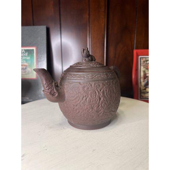 Yixing Zisha Chinese Clay Teapot 2008 Purple Clay Handmade Year Of Rat - Picture 2 of 10